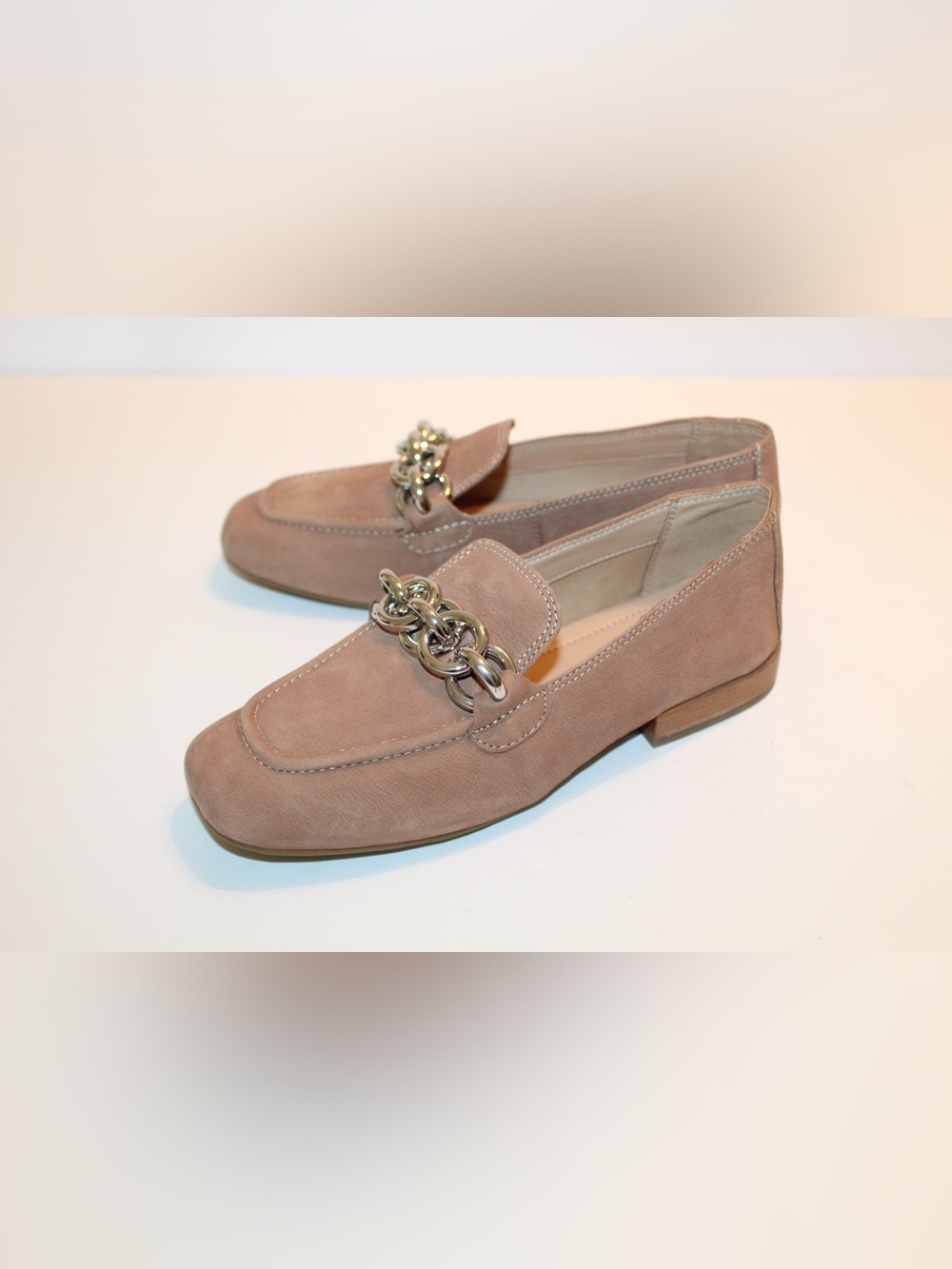 Donald Pliner Balinda Women’s Loafers Size 5M NEW